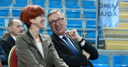 1000+ dla bezrobotnych. Eksperci: opłacalność pracy spadnie, firmy będą mieć kłopoty