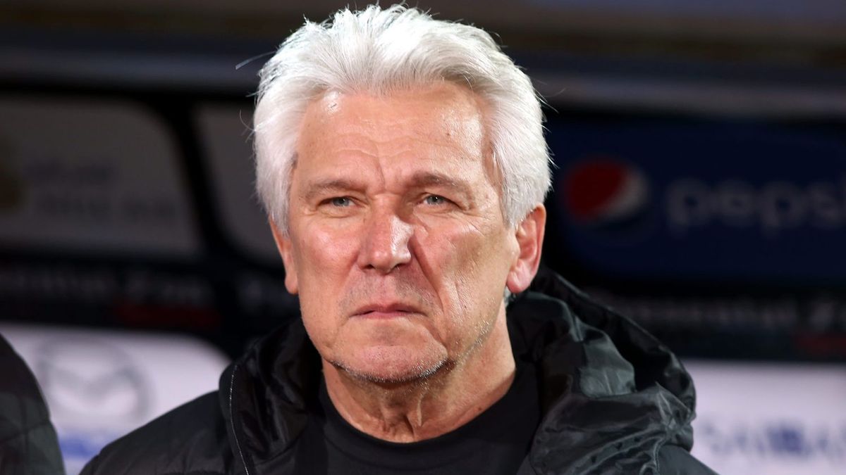 PAP/EPA / Khaled Elfiqi / Na zdjęciu: Henryk Kasperczak