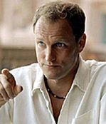 Woody Harrelson bilansuje układ energii