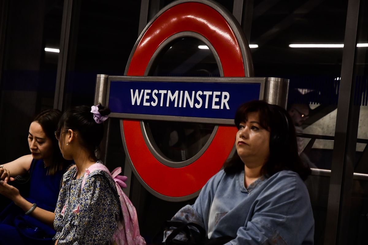 Panika w londyńskim metrze. Pasażerowie obawiają się, że w siedzeniach czają się pluskwy