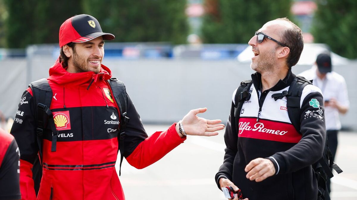 Zdjęcie okładkowe artykułu: Materiały prasowe / Alfa Romeo F1 ORLEN / Na zdjęciu: Antonio Giovinazzi (po lewej) i Robert Kubica