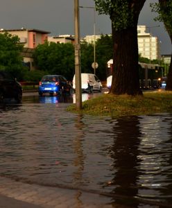 Pogoda szaleje. Skutki burz w całej Polsce. To nie koniec ostrzeżeń