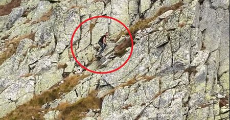 Turysta nagrany na szlaku w Tatrach. "Żadnego rozsądku i pokory w górach"
