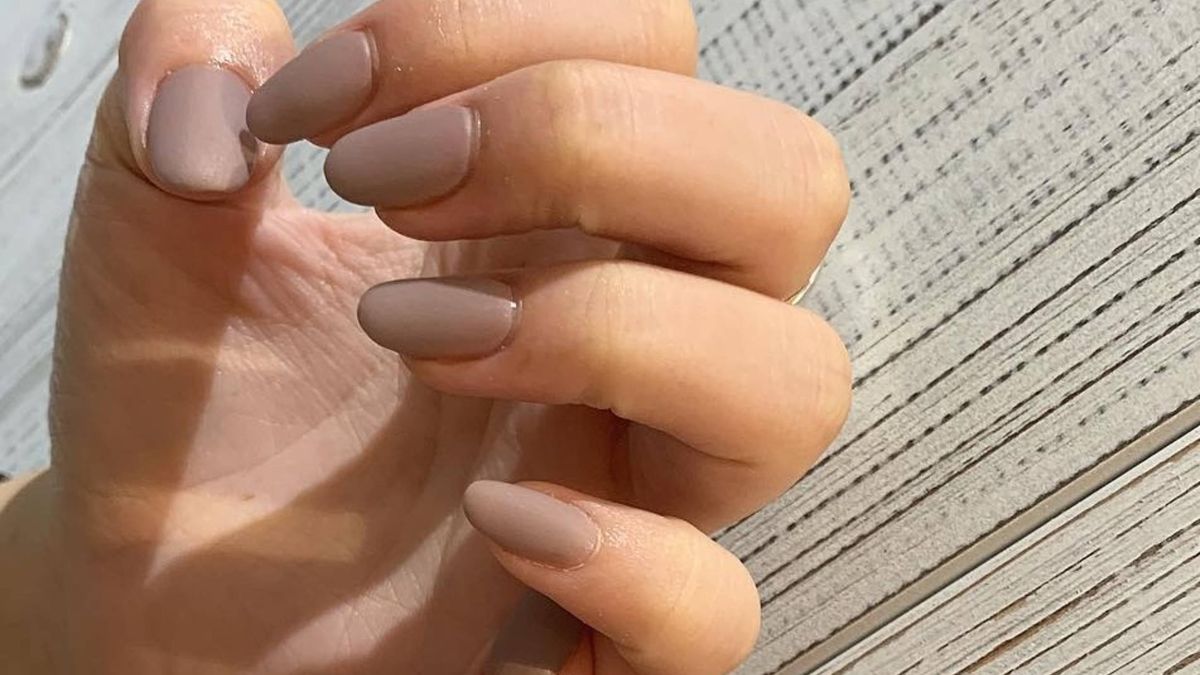 "Linen nails" zyskują popularność 
