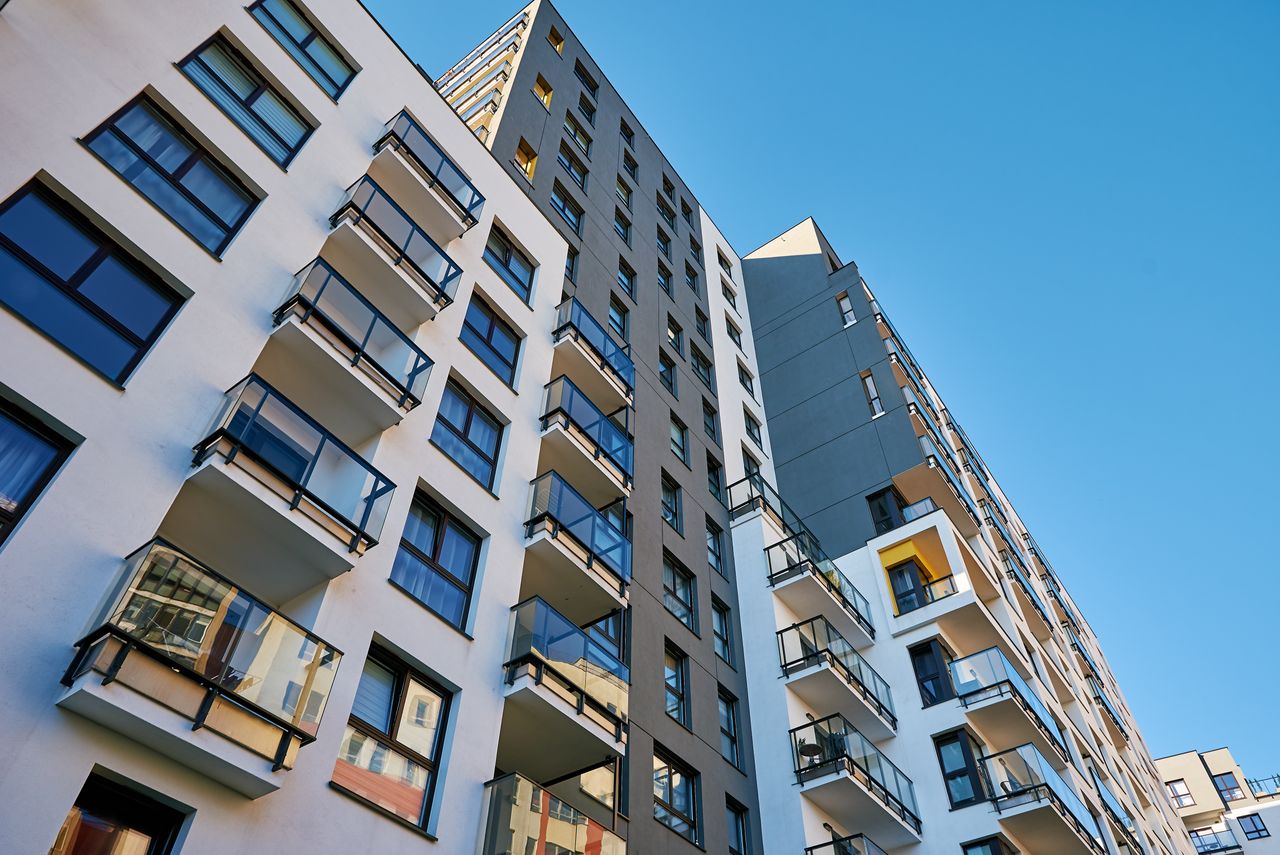 Cisza przed burzą w bankach. Kredytobiorcy chcą wracać do zmiennego oprocentowania