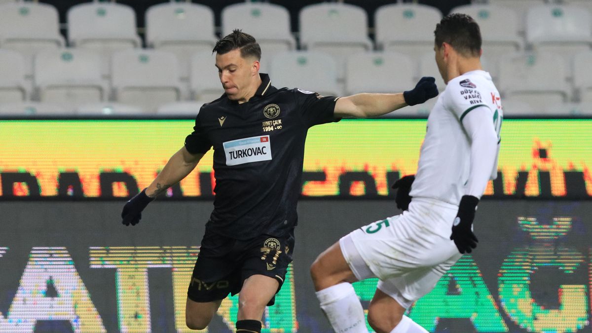 Getty Images / Serhat Cetinkaya / Na zdjęciu: Konrad Michalak (przy piłce)
