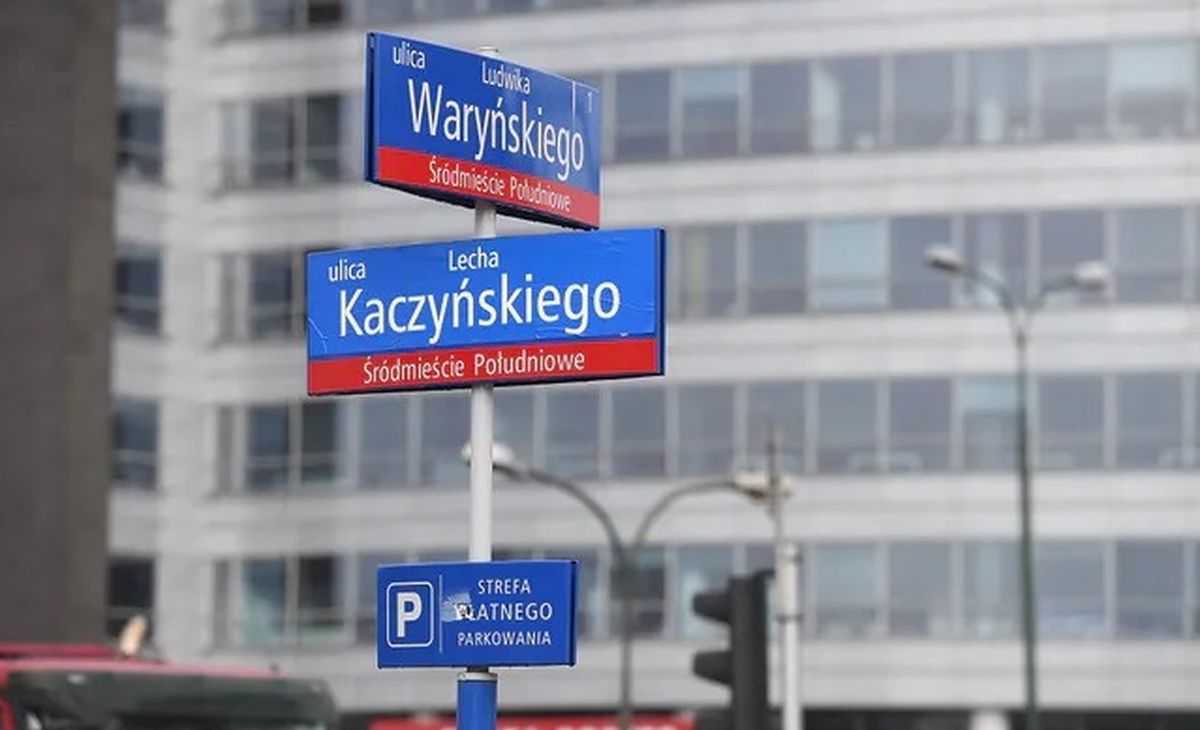 Warszawa. Ulica Lecha Kaczyńskiego