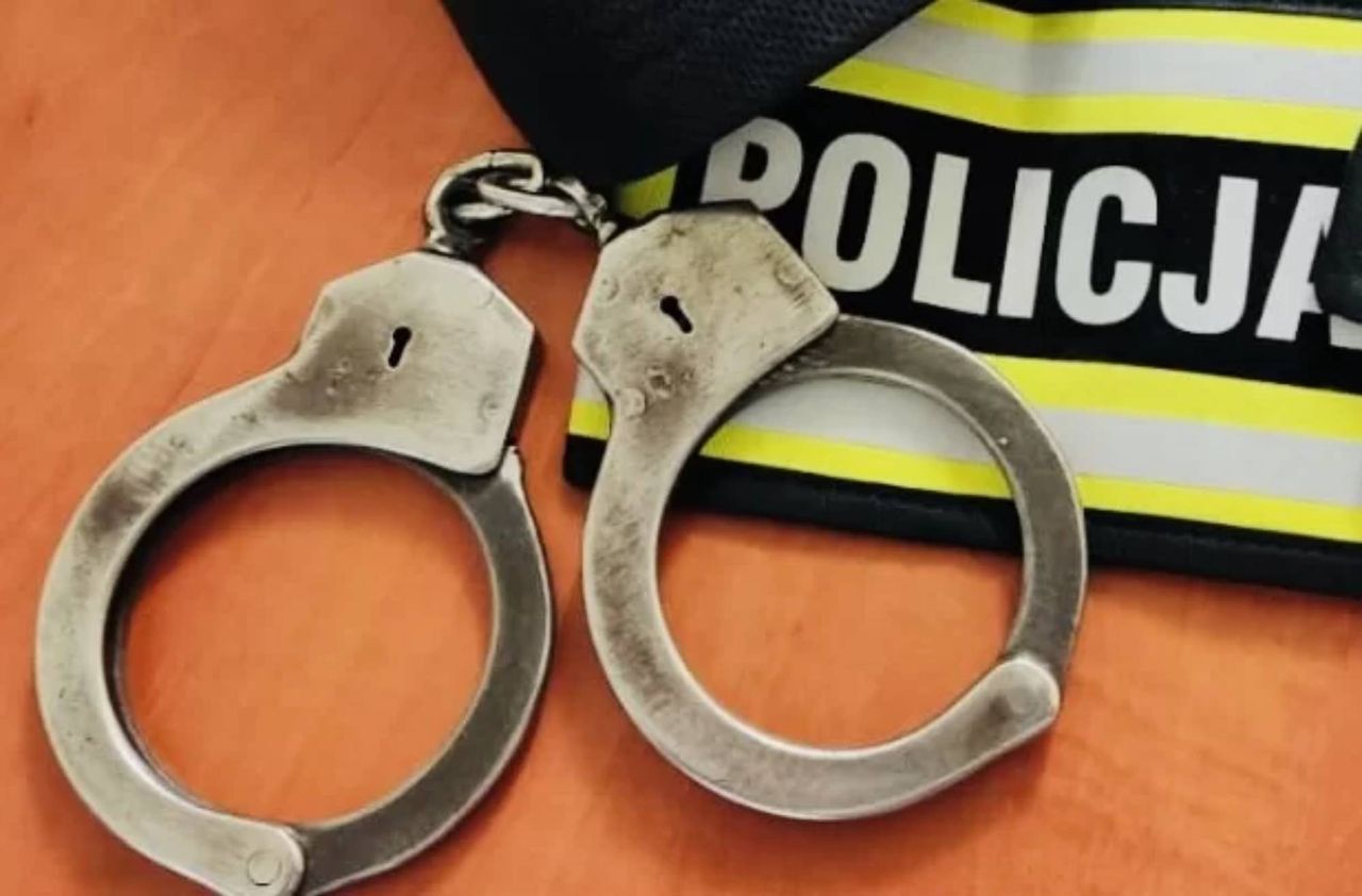 Policjant z Poznania zatrzymał poszukiwanego przestępcę podczas urlopu w Międzyzdrojach