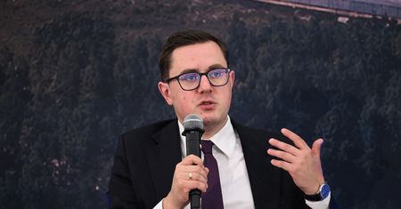 Motyka o ustaleniach WP ws. fundacji "Connect". "To wymaga kontroli"