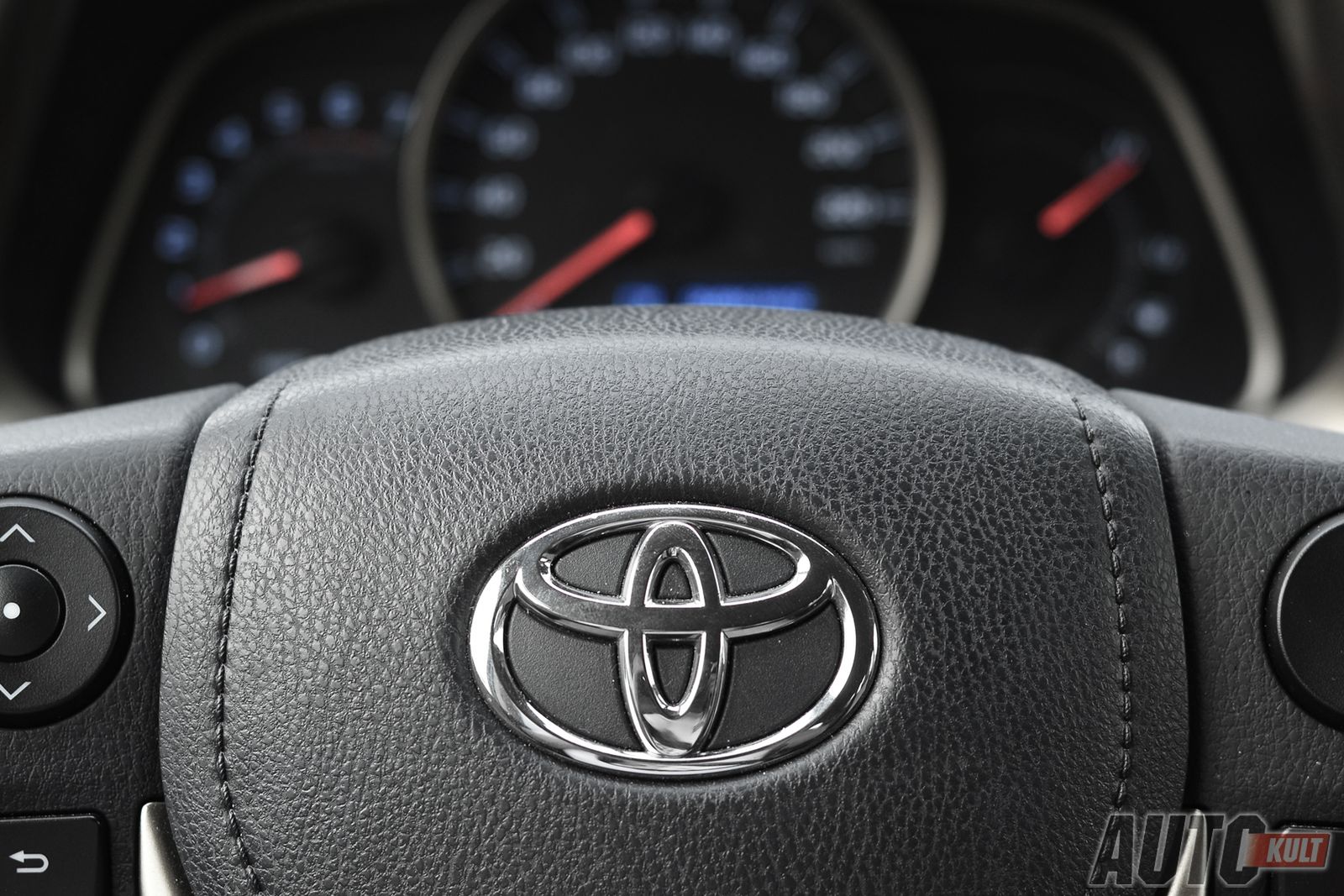 Toyota RAV4 2,0 D AWD Prestige - test [galeria] 23