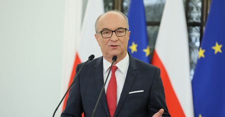 Starcie Czarzastego z dziennikarzem. "Podoba się panu ta odpowiedź?"