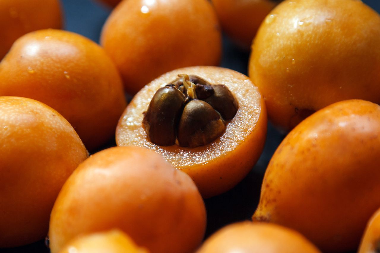 Jak smakują owoce nieszpułki?