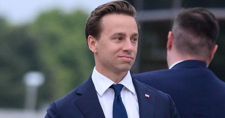 Krzysztof Bosak poświęciłby karierę dla dziecka? Zaskakujące pytanie dziennikarki