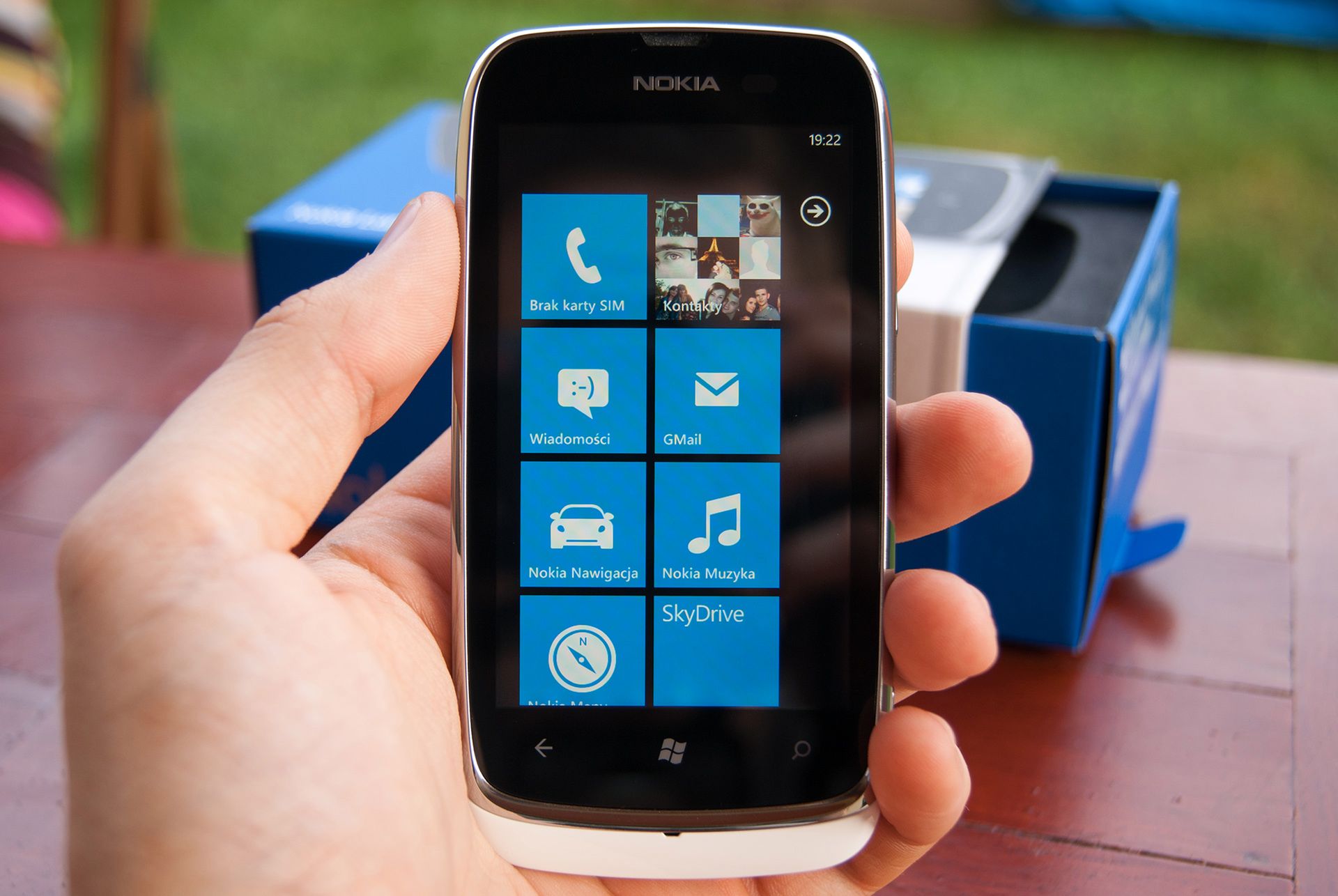 Nokia Lumia 610 - Windows Phone na każdą kieszeń [test] 6