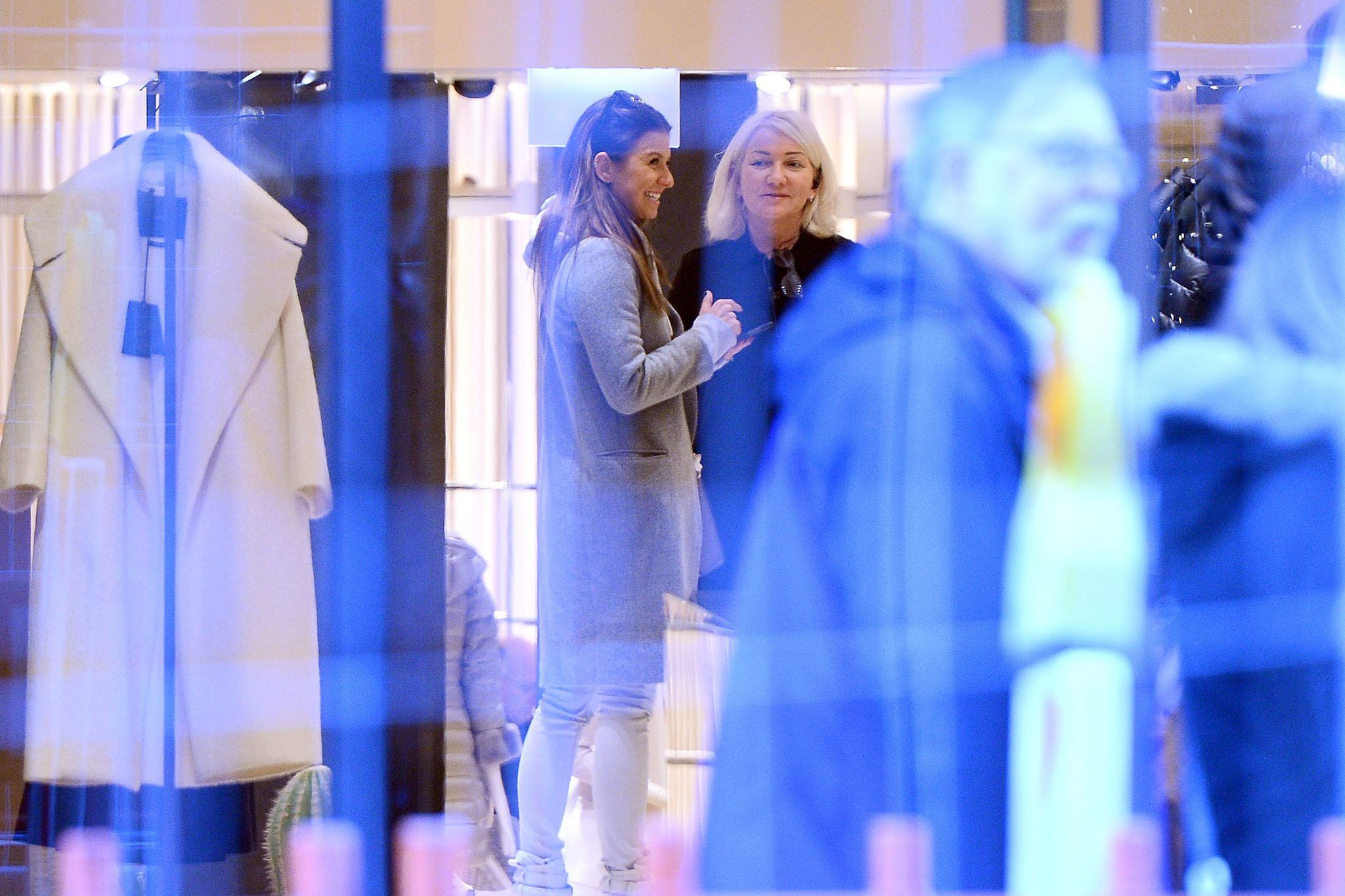 Robert i Ania Lewandowscy spacerują po centrum Monachium