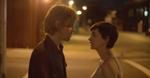 Johnny Flynn śpiewa dla Anne Hathaway