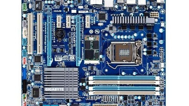 Gigabyte prezentuje płytę główną z... SSD! 1