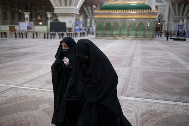 Iranka źle założyła hidżab. Wstrząsające, co jej zrobiła policja