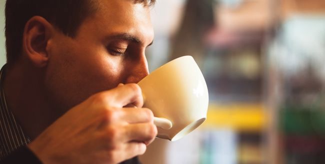 Czy mężczyźni powinni pić czarną herbatę?