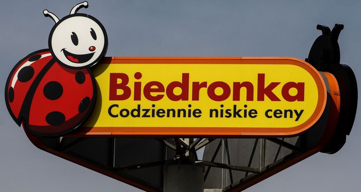 Biedronka wystartowała z "Programem 99+". To promocja dla dużych rodzin
