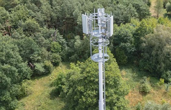 Play gotowy na wakacje. W których kurortach największych ruch w sieci?