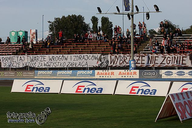 Niewielu kibiców pojawiło się na gdańskim stadionie