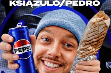 Książulo znowu reklamuje Pepsi