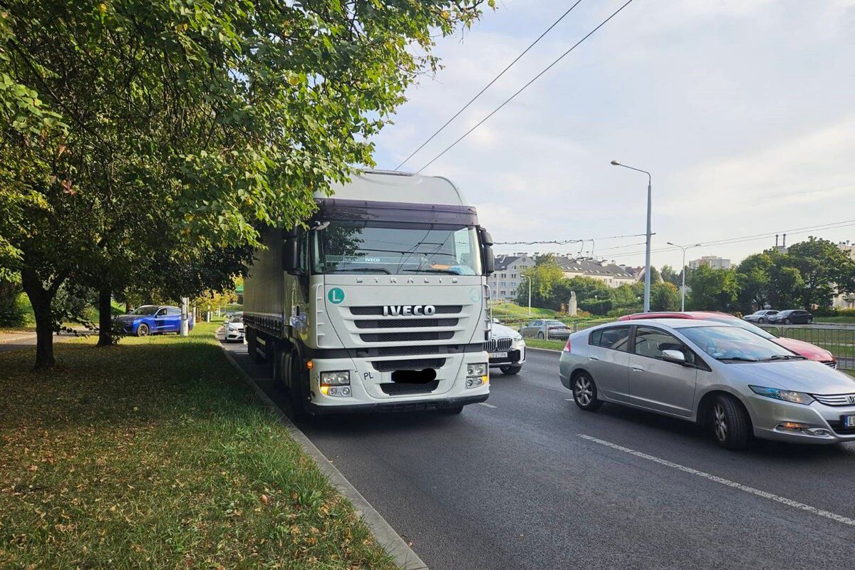 Awaria ciężarówki na ul. Armii Krajowej w Lublinie
