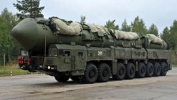 Putin pręży muskuły. Zapowiada masową produkcję Oriesznika