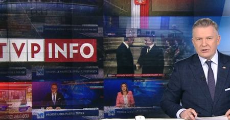 Pastwili się nad nimi 10 min. "Fakty" po prostu zmiażdżyły TVP
