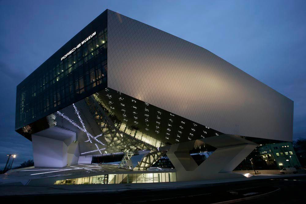 Porsche Museum, Porscheplatz, Zuffenhausen (Budowa 2005-2009)