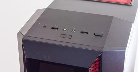 CoolerMaster MasterBox 5T: obudowa, którą żal stawiać pod biurkiem