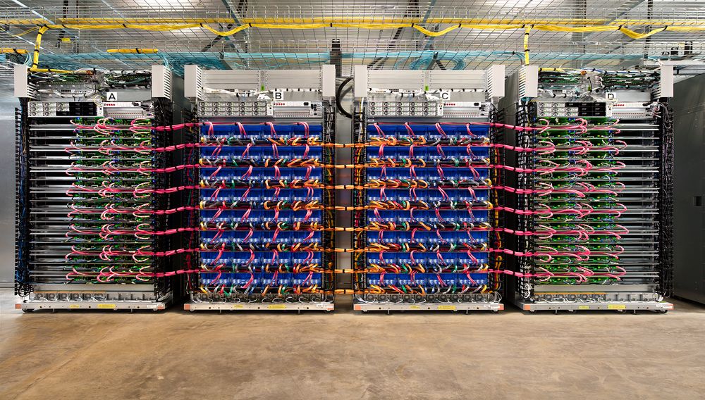 180 TFLOPS na jednej karcie napędzi google'ową chmurę AI