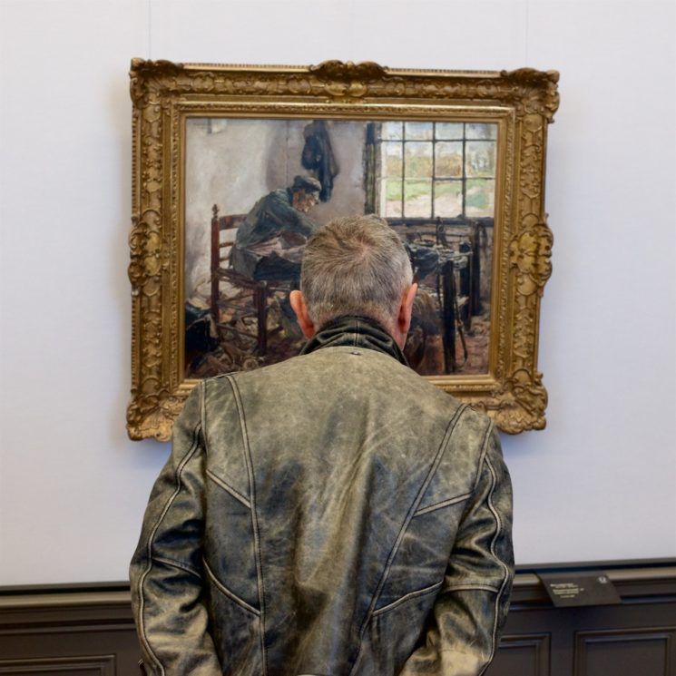 Czekał godzinami, by dopasować odbiorców do obrazów w muzeum. Zdecydowanie się opłaciło 11