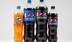Pepsi w butelkach w 100% z recyklingu