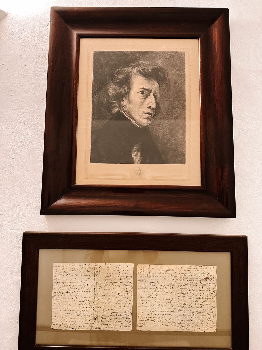 W muzeum klasztoru Kartuzów można zobaczyć pamiątki po Chopinie