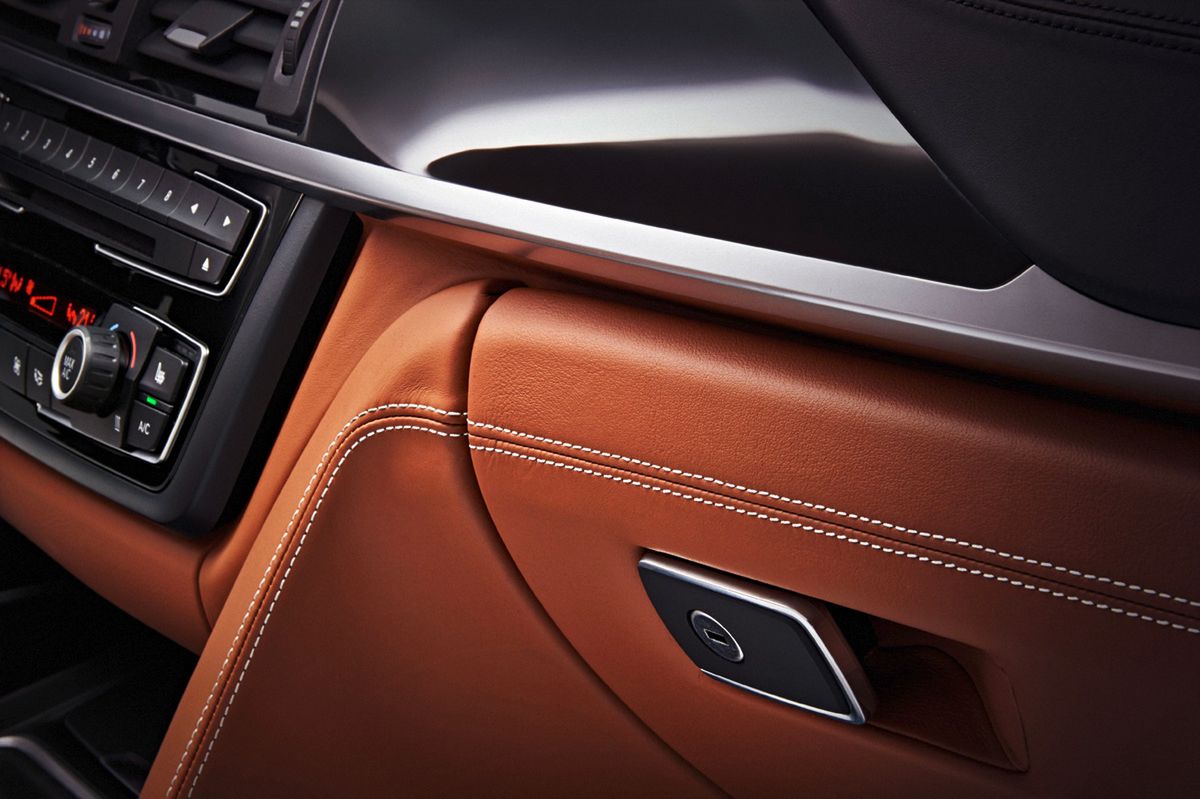 Ogromna galeria zdjęć z kabrioletem BMW M4 233