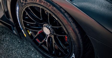 Bugatti zapowiada produkcyjną wersję Bolide. Trochę to trwało