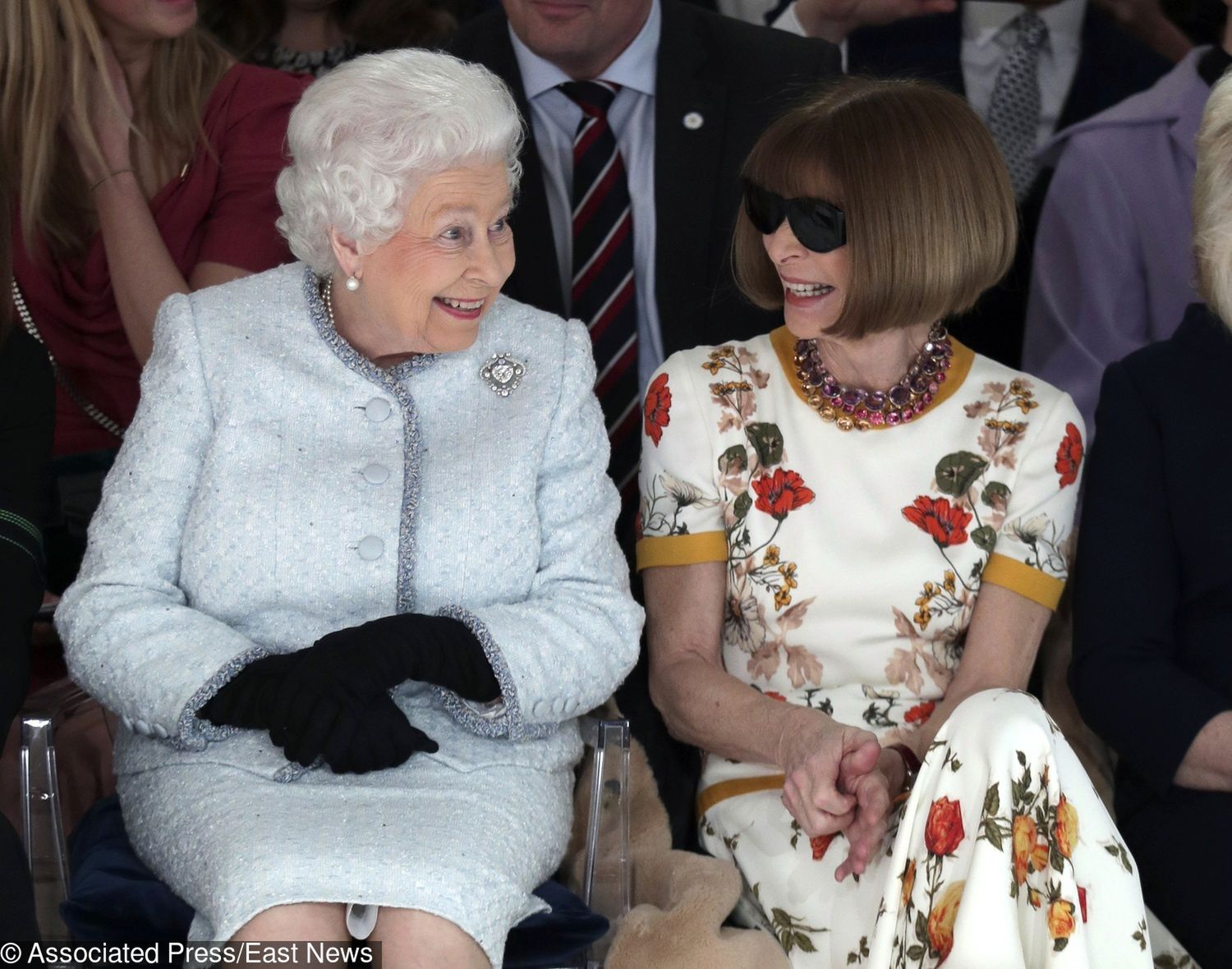 Królowa Elżbieta II i Anna Wintour na London Fashion Week 2018