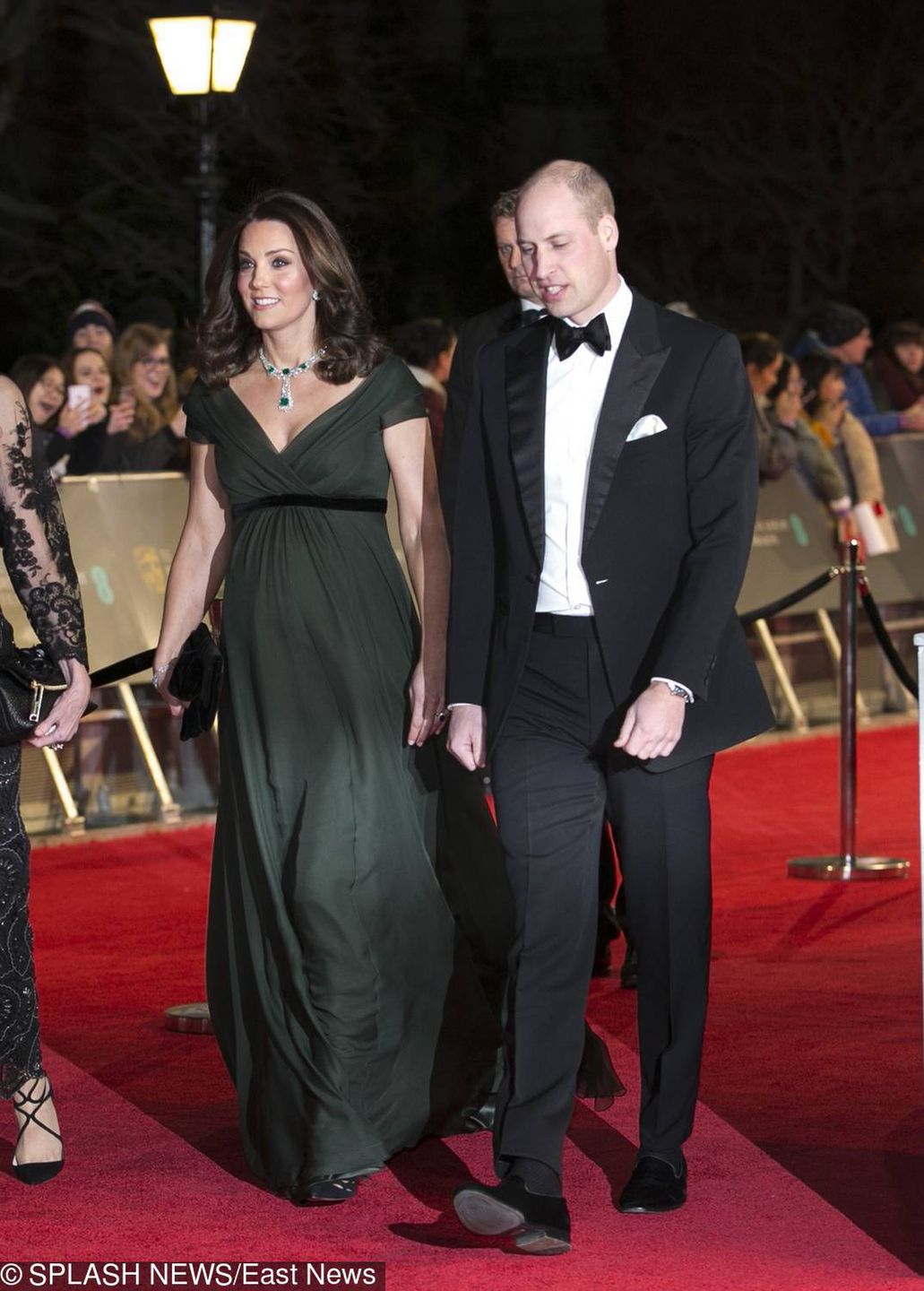 Książę William i Księżna Kate na gali BAFTA 2018 w kreacji Jenny Peckham
