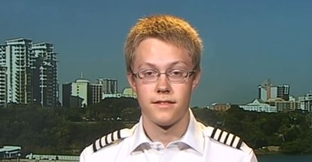 Najmłodszy pilot, który obleciał świat dookoła