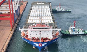 Wielka promocja na rosyjski gaz LNG. Są chętni