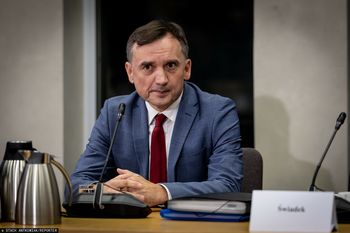 Działania rządu ws. Ziobry. Polacy zabrali głos w sondażu