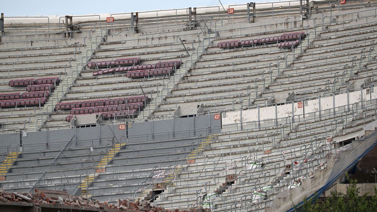 Zdjęcie okładkowe artykułu: Getty Images / NurPhoto / Na zdjęciu: remont Camp Nou