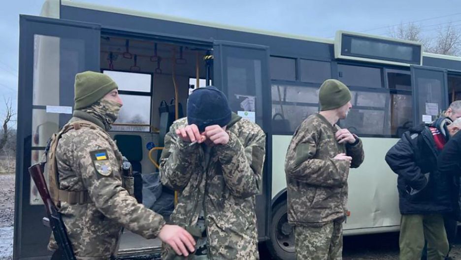 Ukraińscy jeńcy wojenni, którzy zostali schwytani przez armię rosyjską, wrócili do kraju