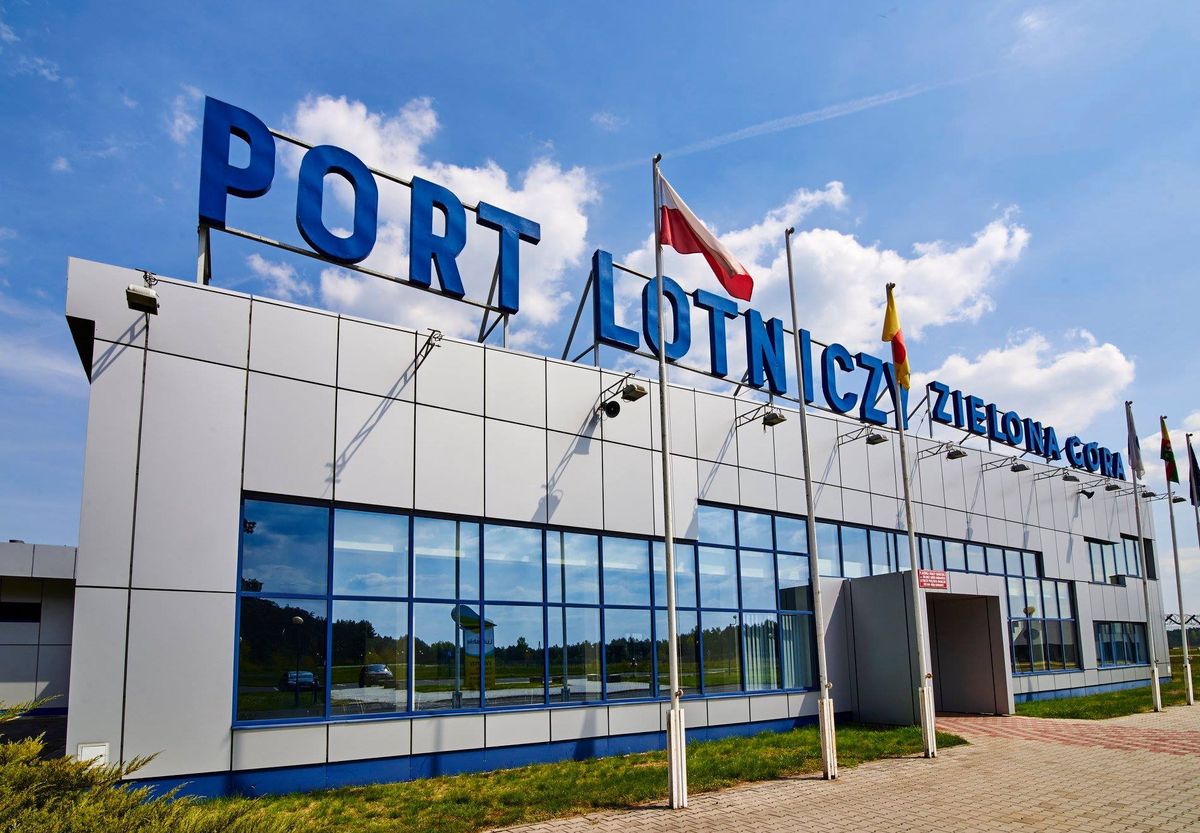 Port Lotniczy Zielona Góra-Babimost