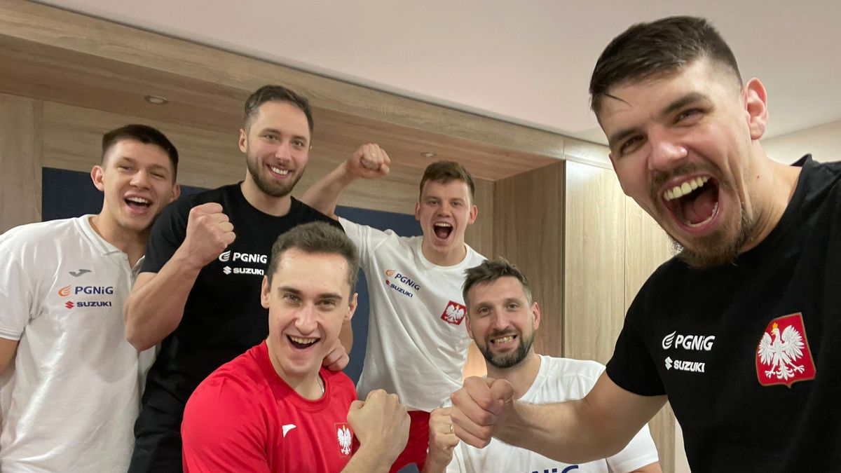 Zdjęcie okładkowe artykułu: Facebook / Handball Polska / Na zdjęciu: odizolowani zawodnicy reprezentacji Polski