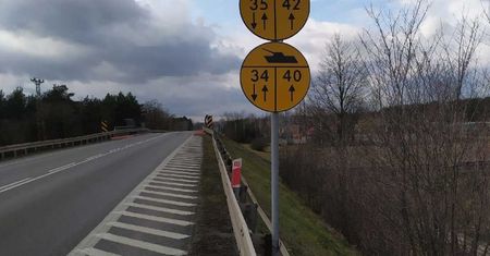 Nietypowe żółte znaki będą nam towarzyszyć w maju. Co oznaczają?