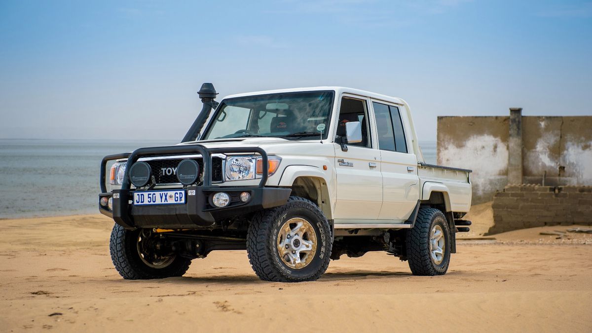 Toyota Land Cruiser J79