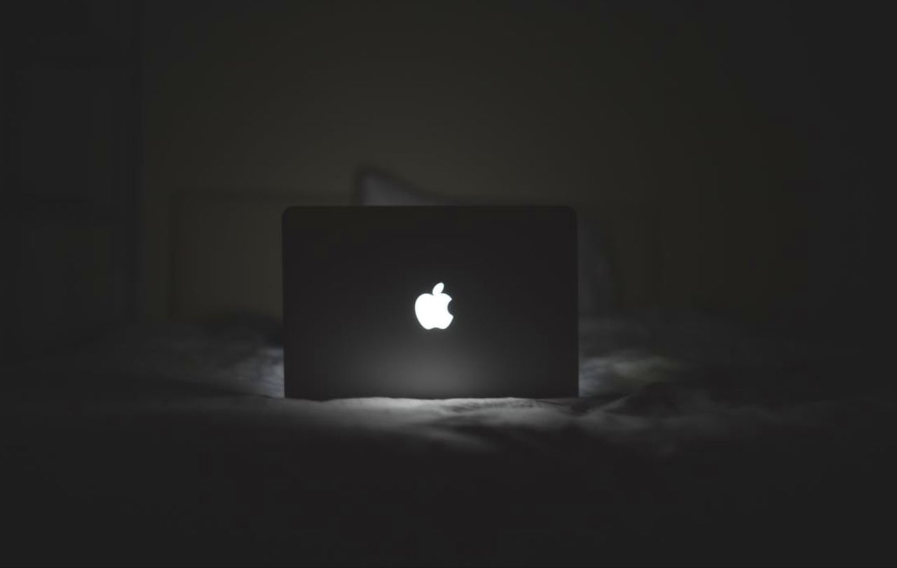 Czas na MacBooki bez Inteli? Apple udostępniło kod swojego kernela na ARM